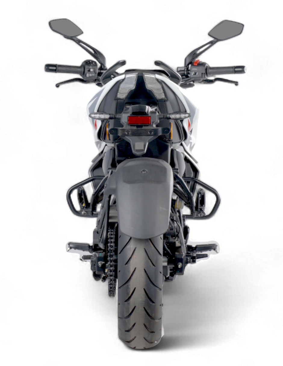 Motocicleta deportiva Pulsar Bajaj NS400z UG Pe 26 2026